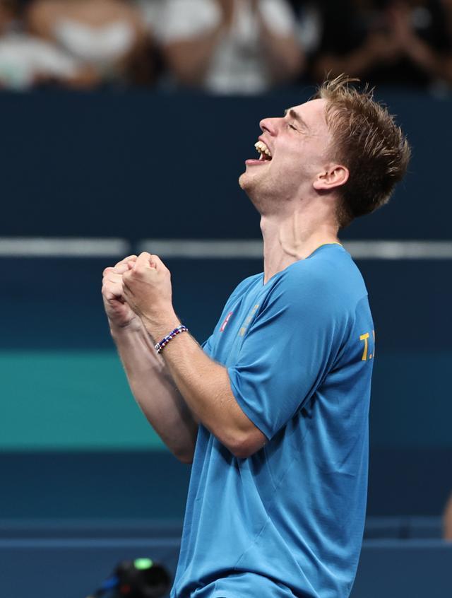 月初的体育 月初的体育