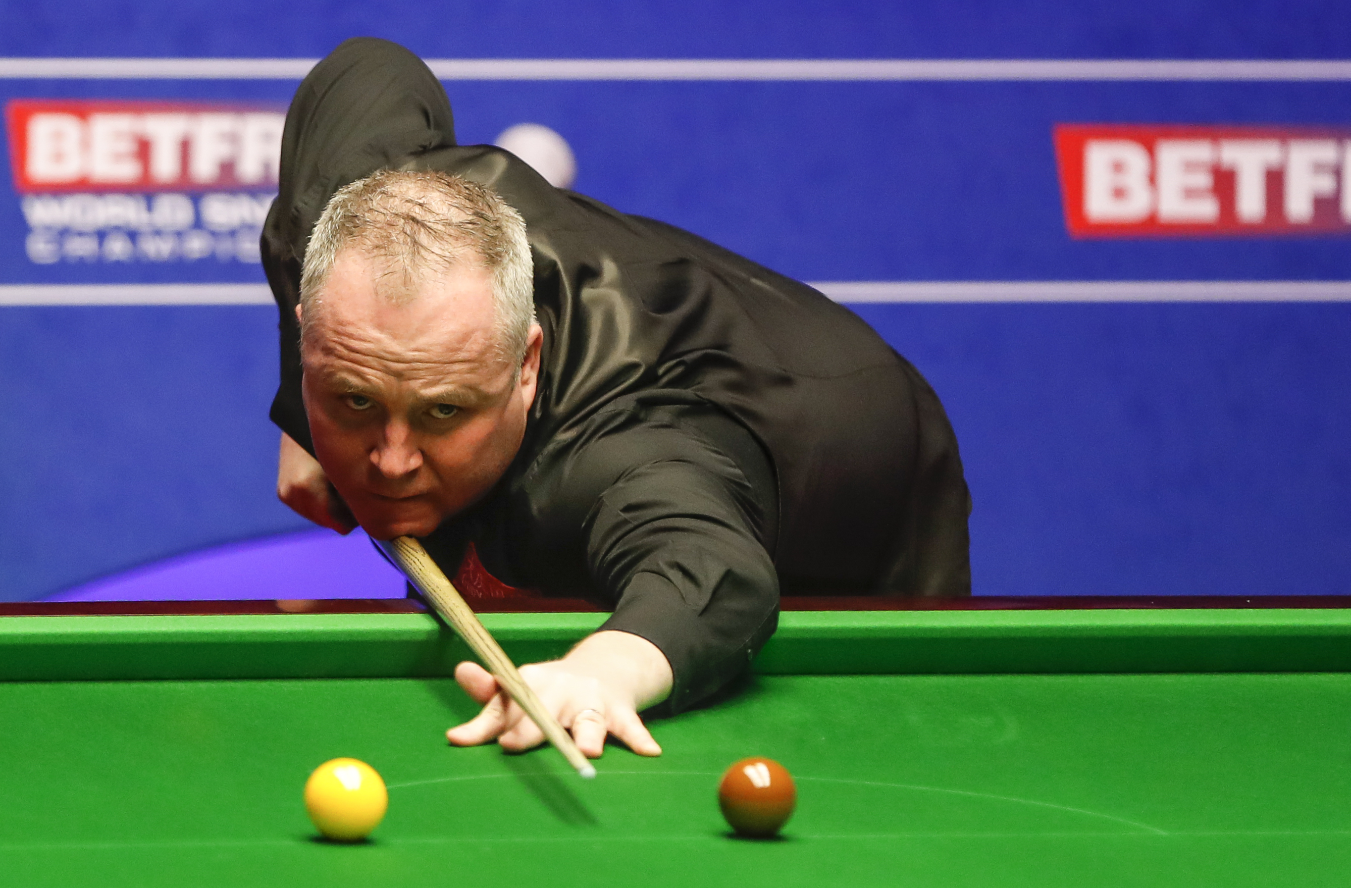 尽管内维尔 尽管内维尔