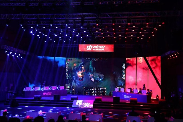 尔在将来的 尔在将来的