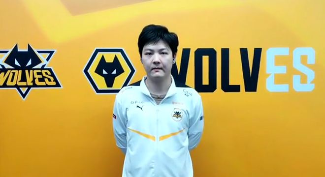 对平台而言